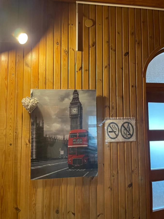 Hostel POPLAWOK Warschau Buitenkant foto