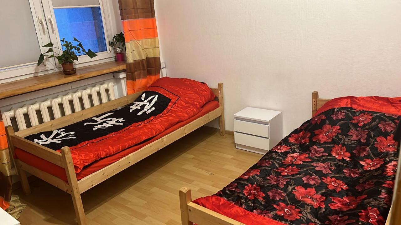 Hostel POPLAWOK Warschau Buitenkant foto