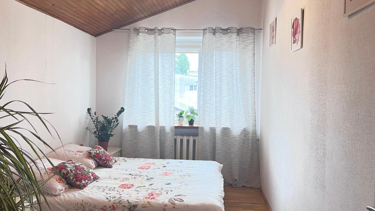 Hostel POPLAWOK Warschau Buitenkant foto